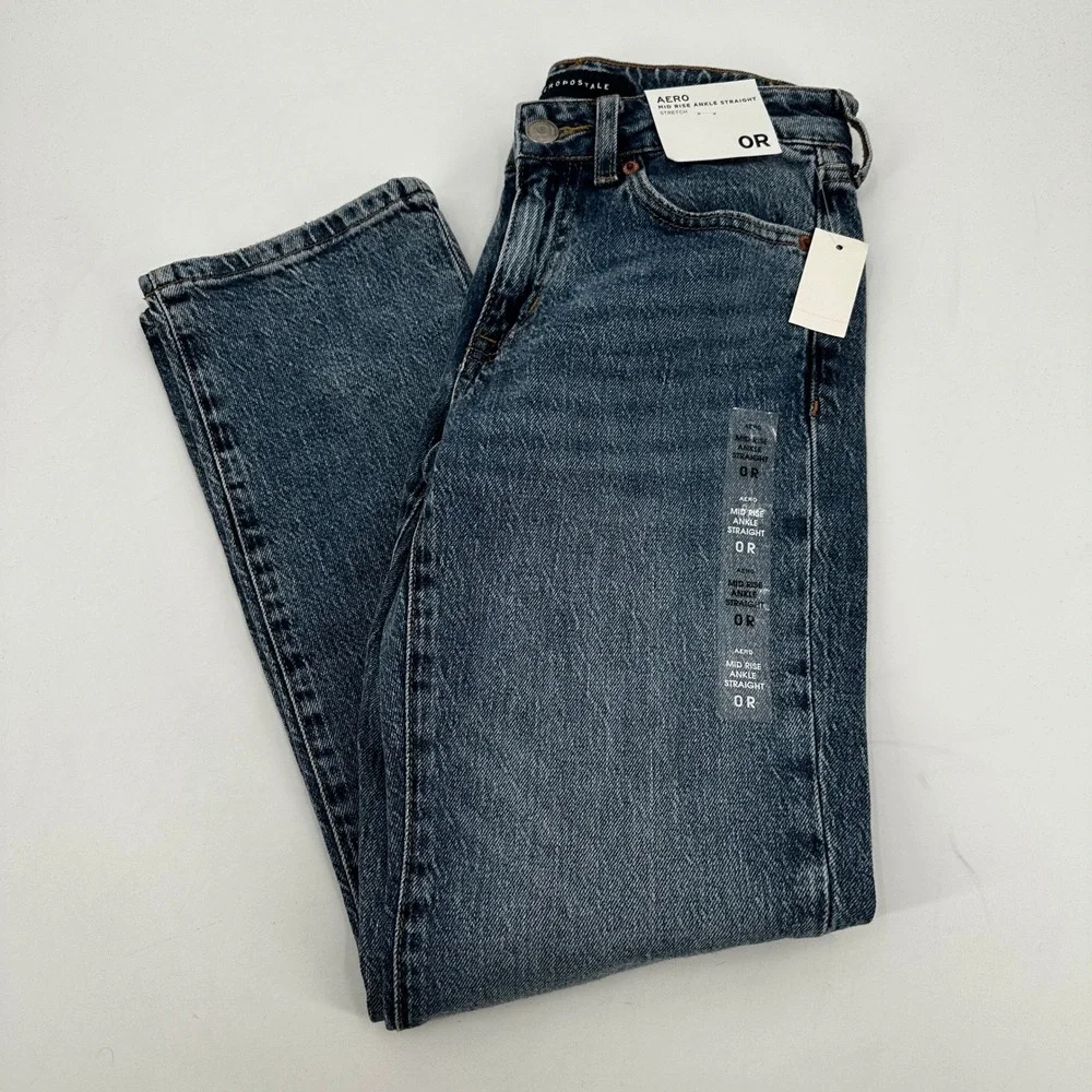 Aeropostale Womens Mid Rise Ankle Straight Jeans Blue‎ Medium Wash Size 0R New